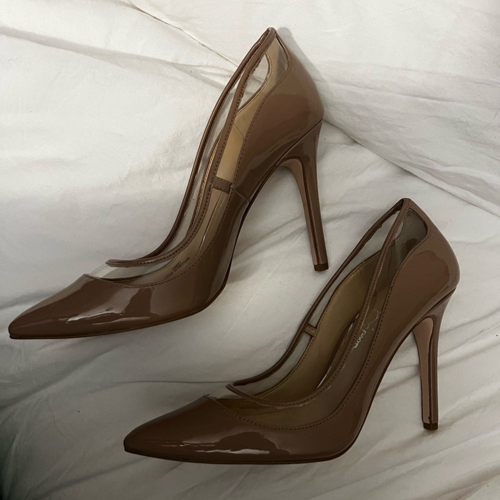 Jessica Simpson Purvista nude patent pump with peekaboo trim clear window.